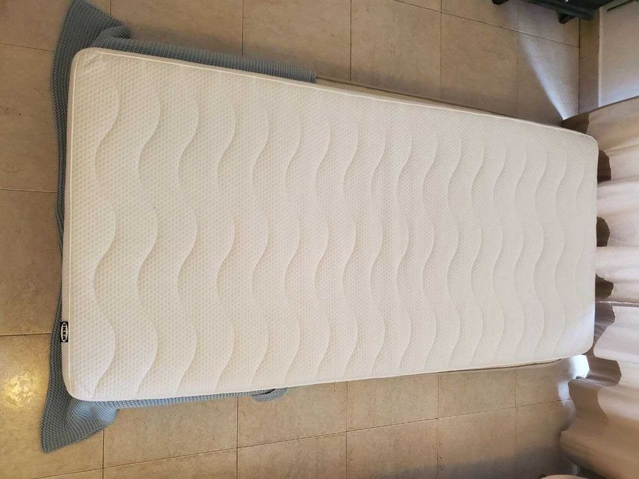 Topper de colchão IKEA 90x200 — como novo