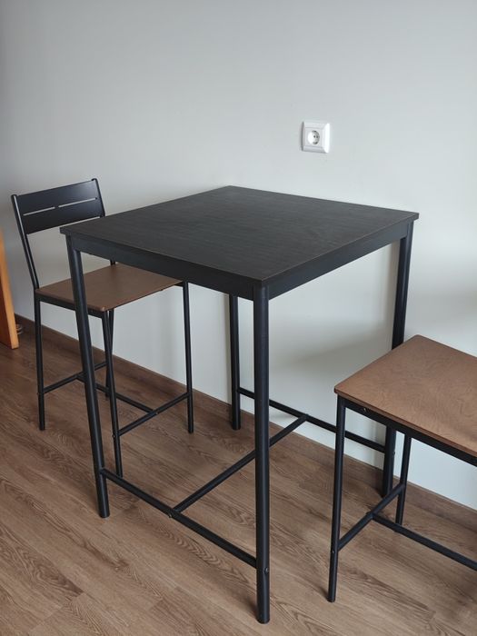 Mesa alta de cozinha/bar c/ 2 cadeiras (IKEA)
