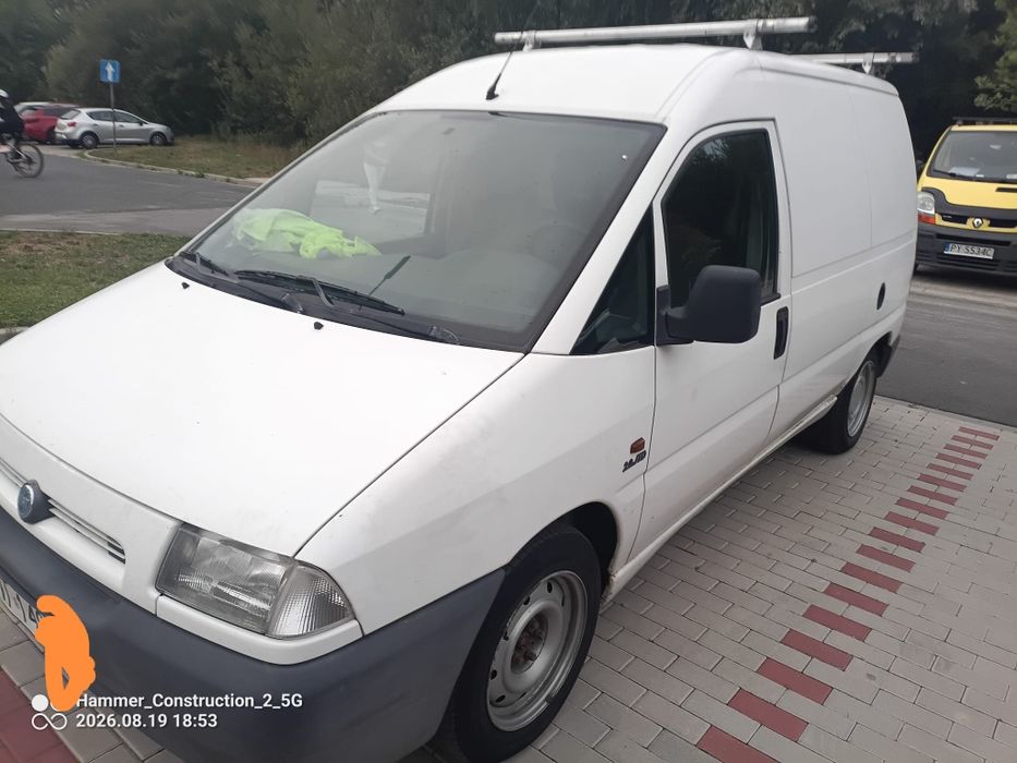 Sprzedam samochód dostawczy