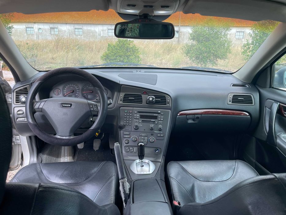 Volvo S60 2.3cc T5 250cv origem (Ler Descrição)