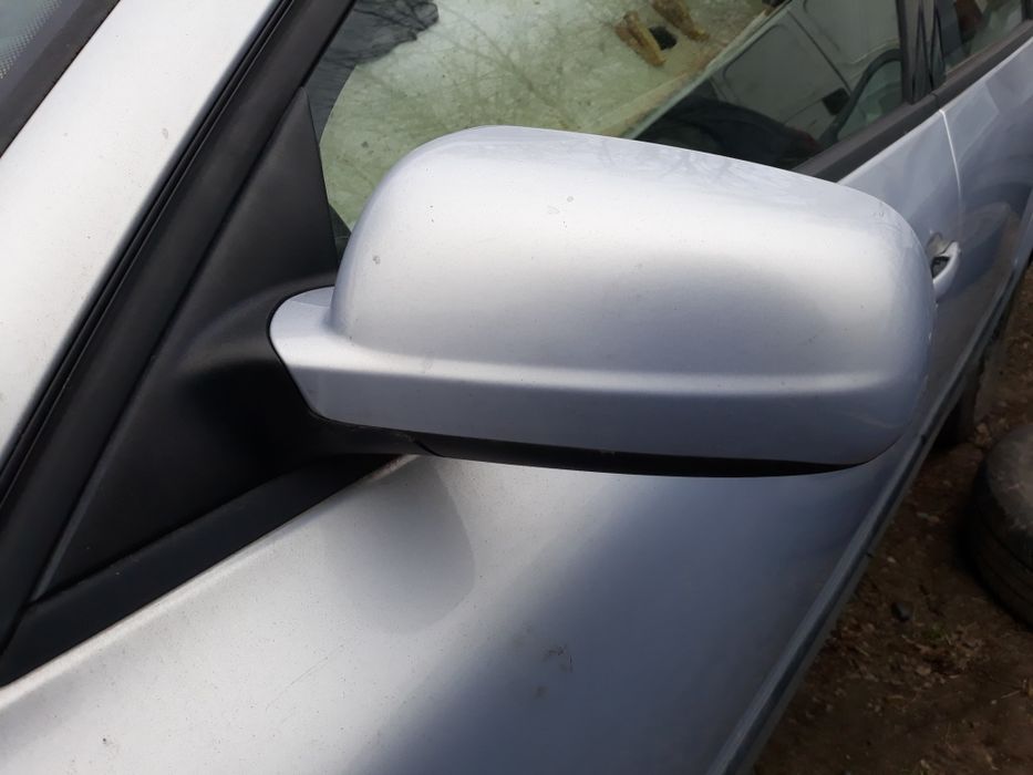 Vw passat b5 kombi silnik 1.8 1.9 kolor LB7Z