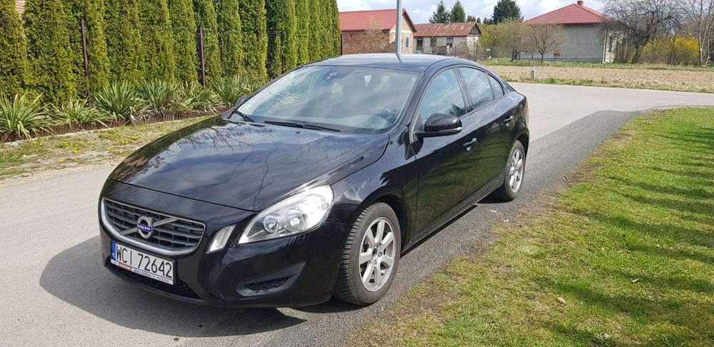 Volvo S60 1,6 D w dobrym stanie