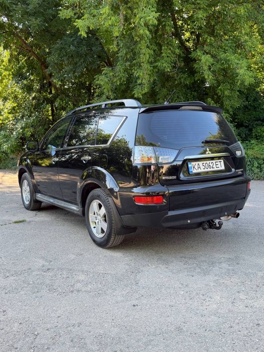 Mitsubishi Outlander Xl 2010 автомат