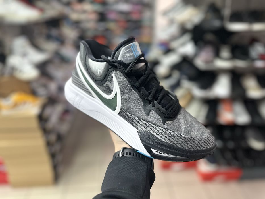 Кросівки Nike Kyrie 8 grey ( РОЗМІР 41, 43, 45,5 )
