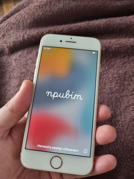 Продам Iphone 7 б/у