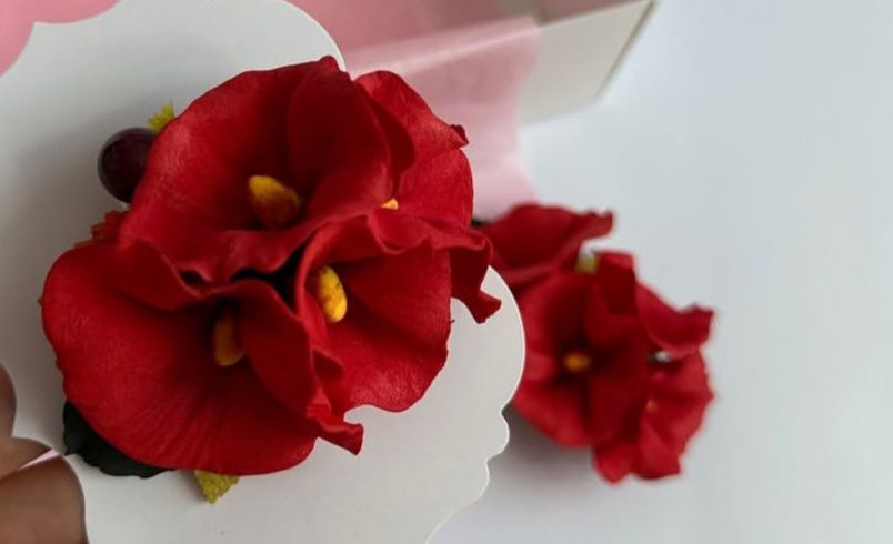 Заколки квіточки петунія 2 шт