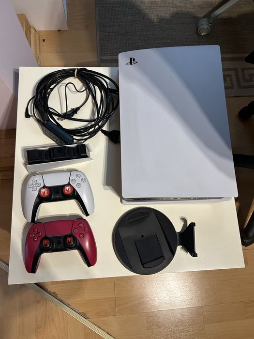 Sony PlayStation 5 (PS5) Fat | 2 Pady | Ładowarka | Dysk SSD KC3000 1TB