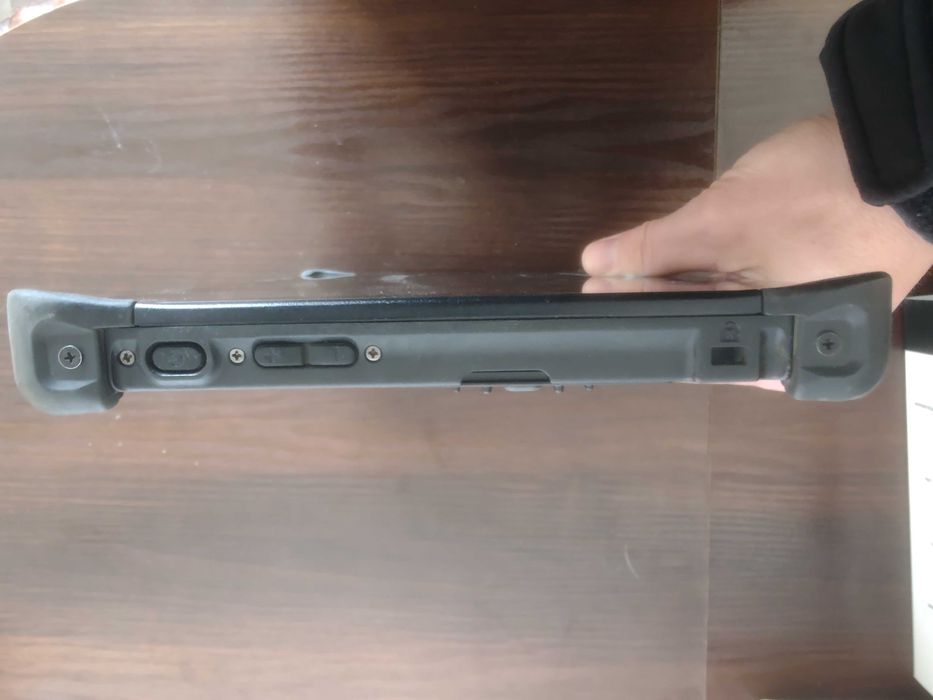 Захищений планшет windows 10 pro Durabook rR11 4/128