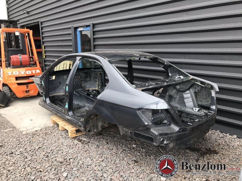 Кузов Лонжерон чверть крило пороги днище  Mercedes W203