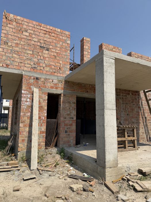 Продаю будинок в Крихівцях