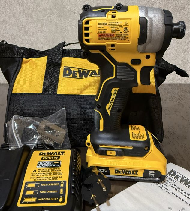 Набір Dewalt DCK225D2 Оригінал з США !!!
