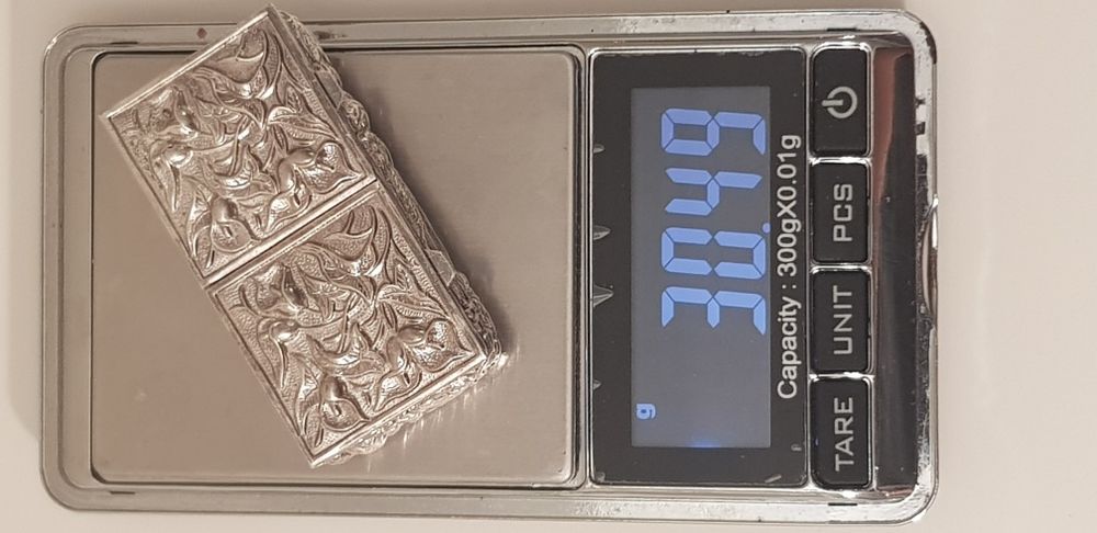Caixa de medicamentos em Prata