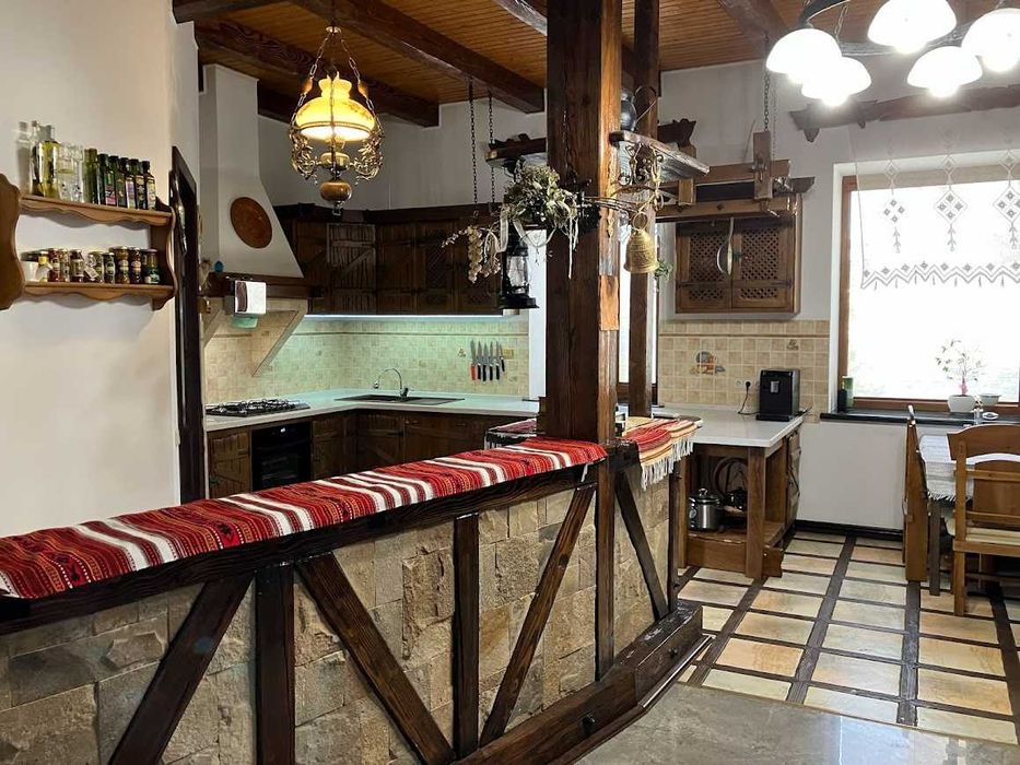 Продаж будинку , 400 кв. м, 5 кімнат можлива продажа за BTC Bitcoin