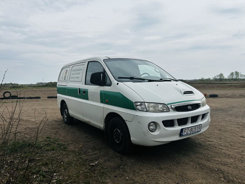 Hyundai H1 2002 rok bus osobowo dostawczy