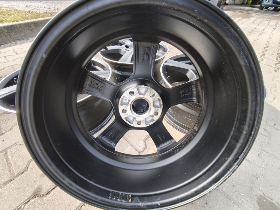 Komplet kół Alutec 18" 5x112 Seat/VW/Merc/Audi itp