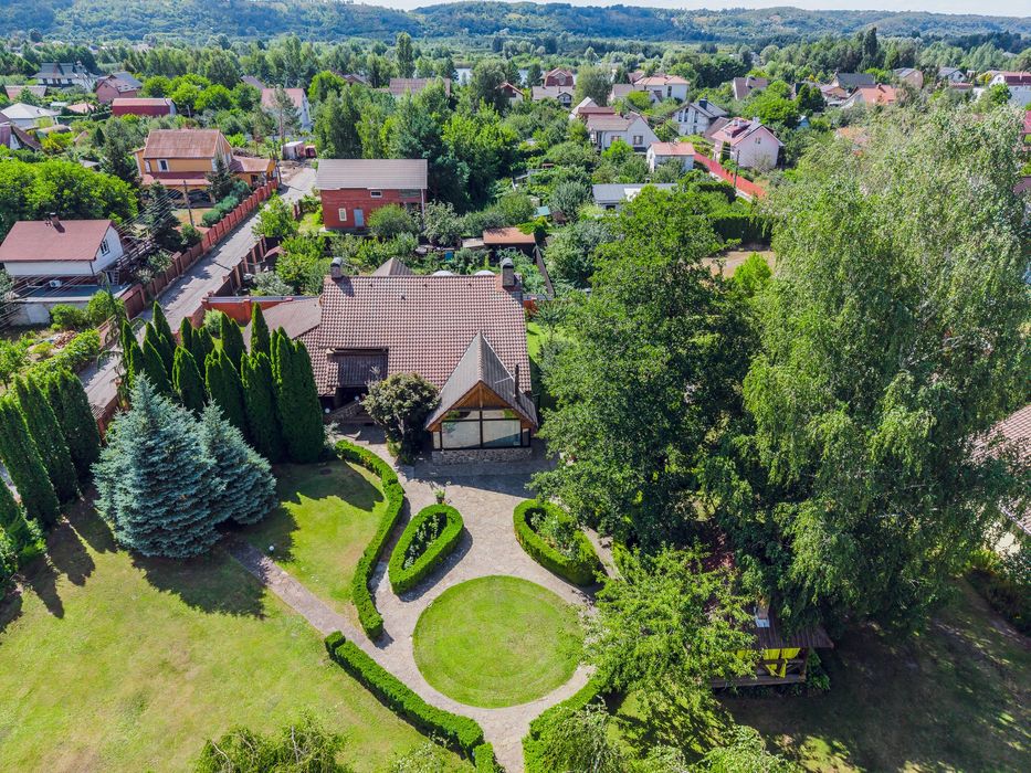 Новообухівська трасса , Романків , КМ «Енергетик» , будинок біля озера