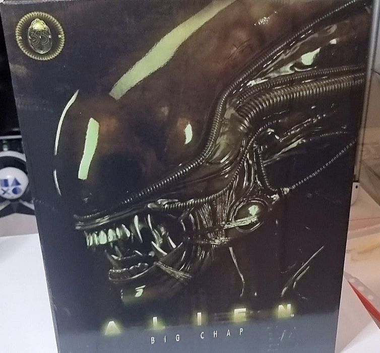 Alien big chap sideshow bust 1:2