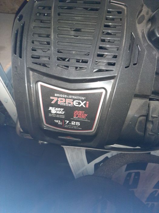 silnik briggs & stratton 725 exi