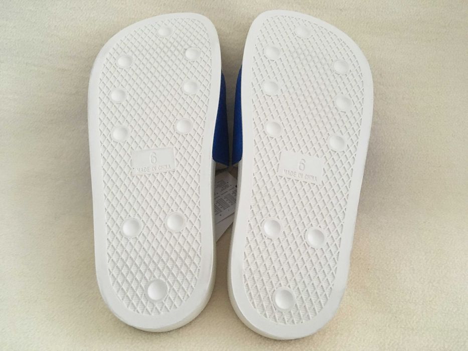 Adidas, klapki damskie, z naturalnej skóry, rozmiar 39, Adidas Adilette.