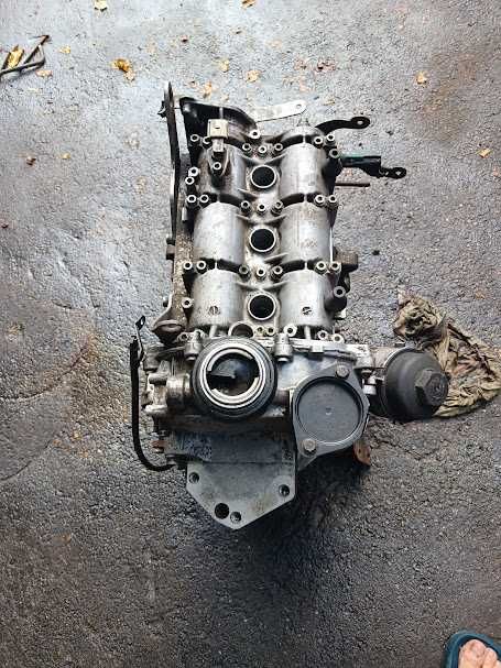 Двигун Шкода Фабія 1.2., 12V, по деталях, оригінал AZQ