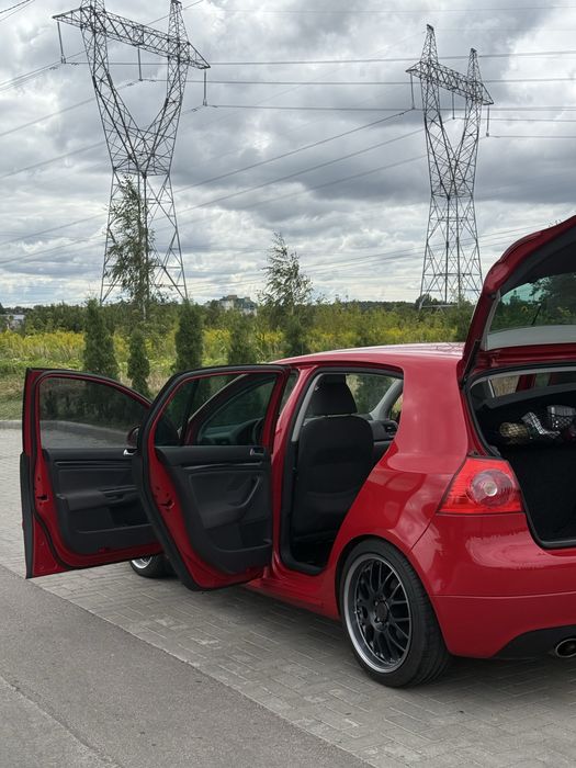 Продам Volkswagen Golf 5 GT (twin turbo)