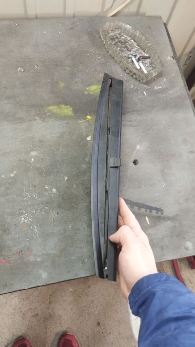 Roletka tylnej szyby strona prawa BMW E39 touring rarytas