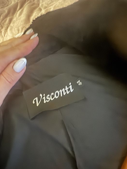 Шубка з натурального хутра Мутон , в ідеальному стані ,