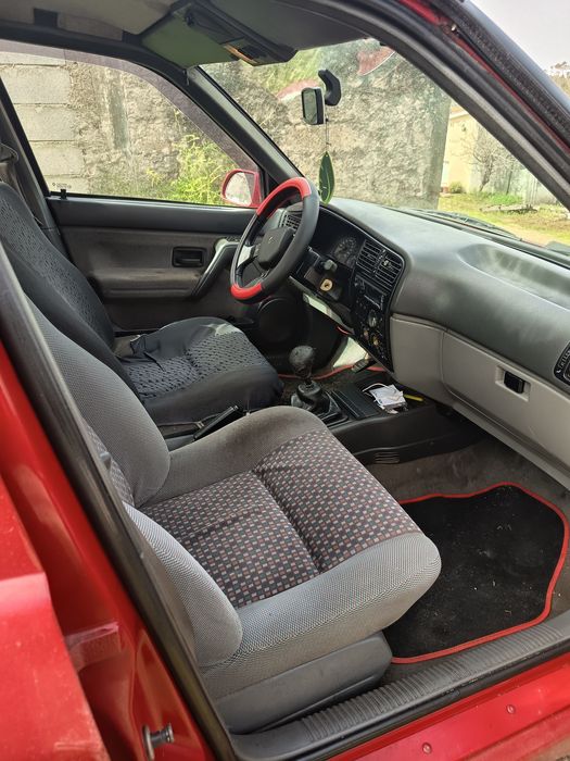 Renault 19 1.4 1992 - Junta da cabeça queimada para reparação ou peças