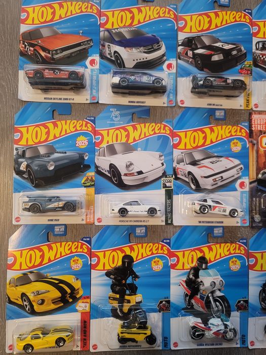 Hot Wheels Toyota Nissan Audi Ferrari Porsche TH