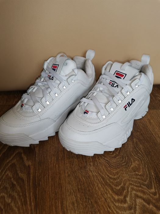 Продам Фірмові кросівки Fila - Оригінал.