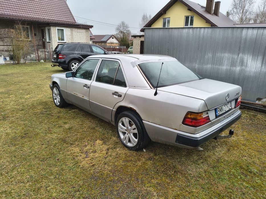 Mercedes Benz w124 d