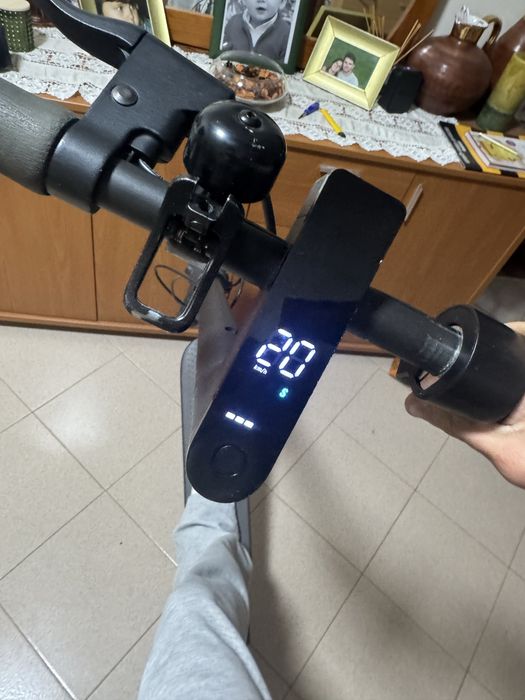 Trotiente eletrica xiamomj