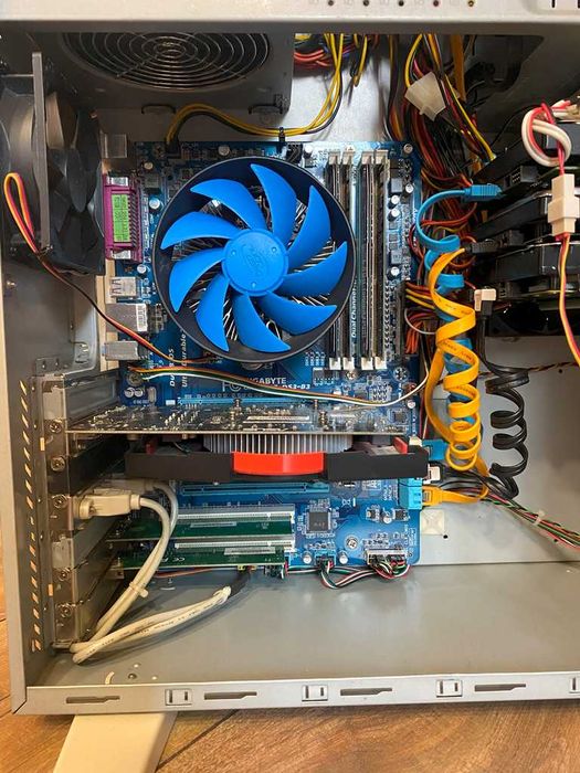 Intel Core i7-2600K+GTX650