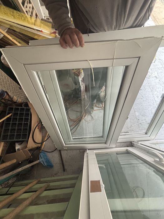 #4 Disponivel Portada e janela oscilo-batente