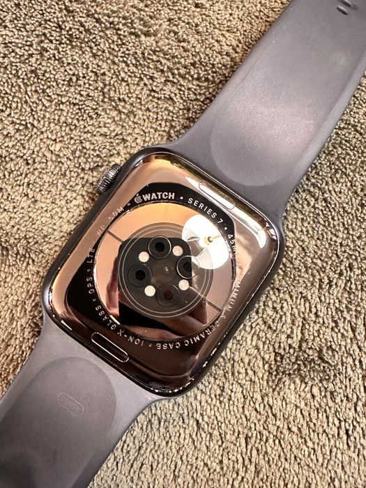 Apple Watch series 7 GPS + Cellular