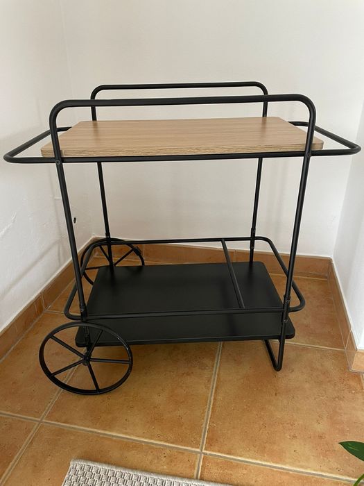 Carrinho bar para sala.