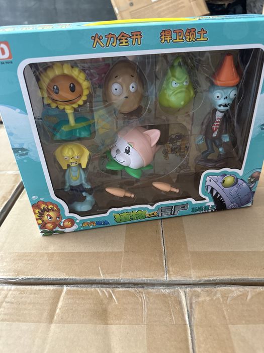 Zabawka zombi vs plants figurki