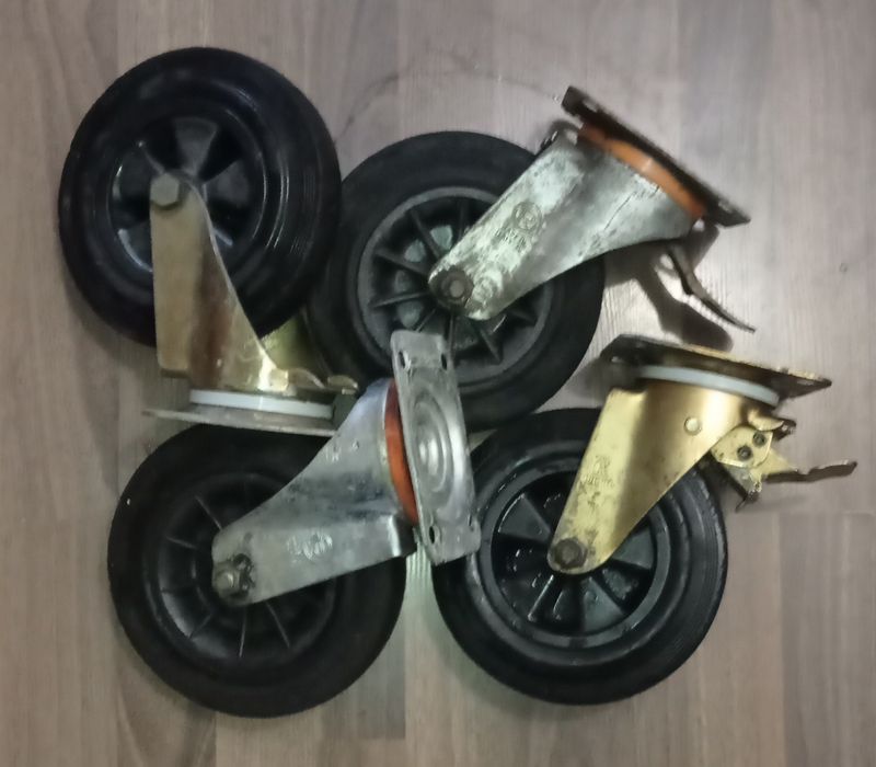 Продам колеса для вантажних візків.