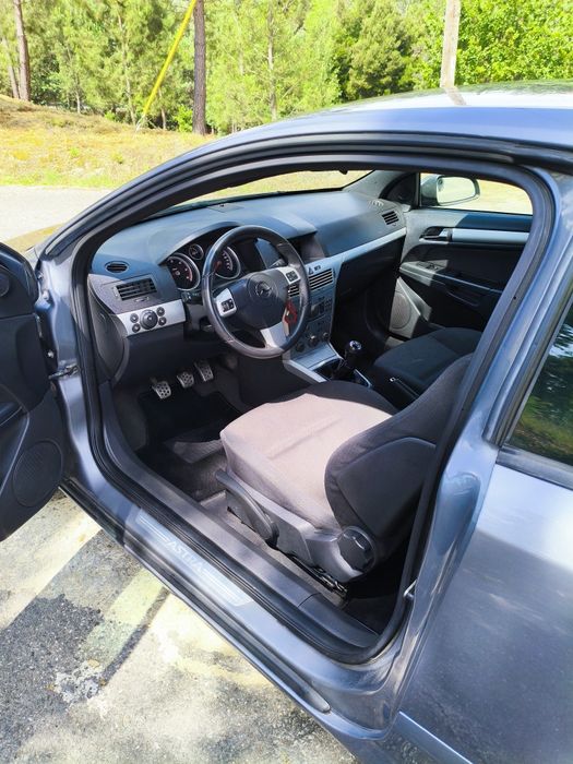 Opel Astra h  PINTURA NOVA