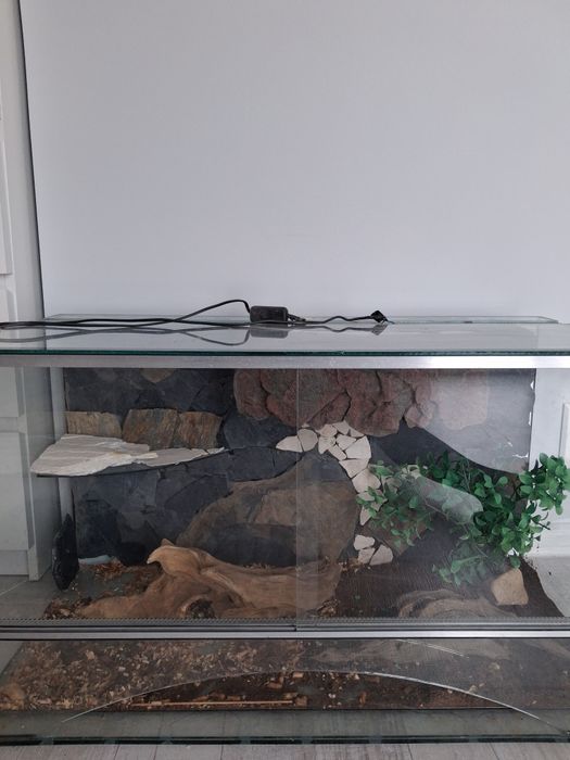 Sprzedam Terarium