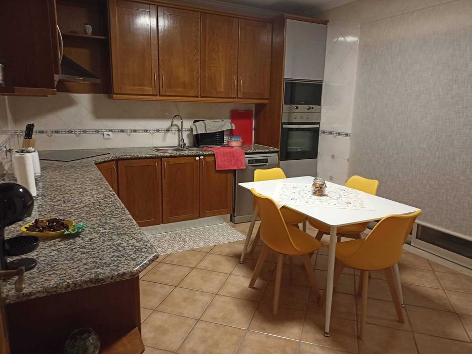Quarto casal para arrendamento de curta duração