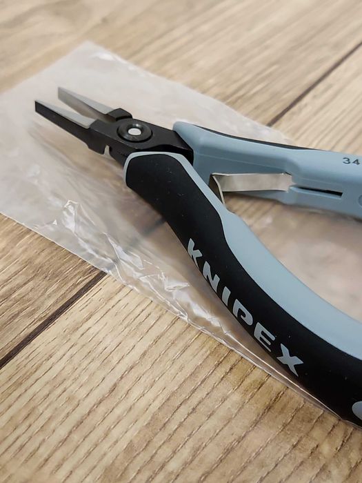 Szczypce precyzyjne dla elektroników Knipex, ESD