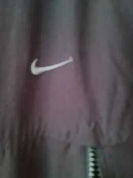 Parka azul marca nick, semi impermeável e quentinha.