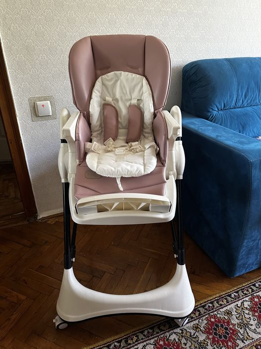Стільчик для годування дитячий для дівчинки