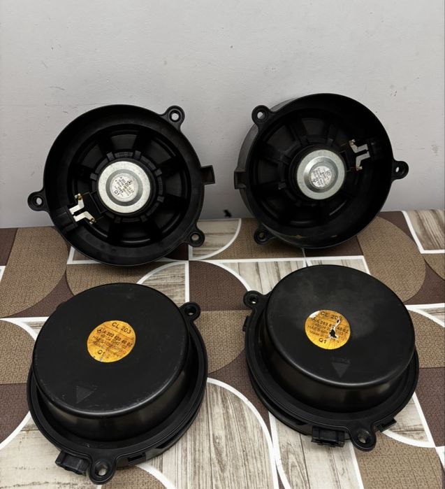 Mercedes C Klasa W203 głośniki przód tył komplet 4 sztuki oryginalne