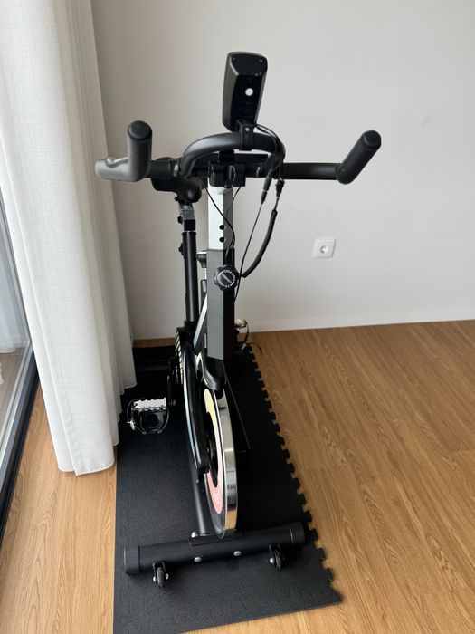 Bicicleta de cycling449690933606502401