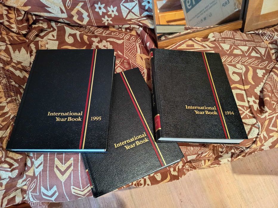 Coleção Completa Collier's Encyclopedia+Dicionários+Anuários-Impecável