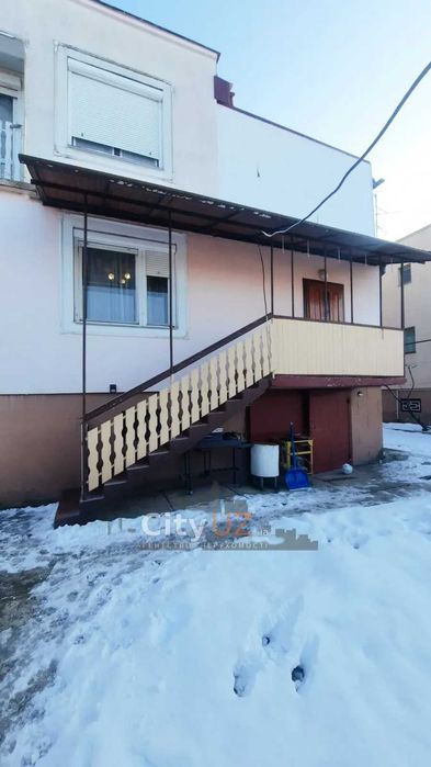 Продається будинок у Сюрте