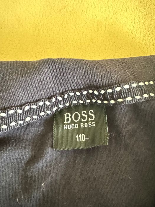 Продам оригінальну дитячу футболку Boss
