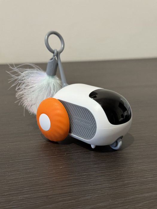 Ruchoma interaktywna zabawka dla kota